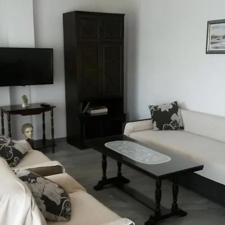 Tolles Haus In Okrug Gornji Mit Eigenem Balkon Holiday home Trogir