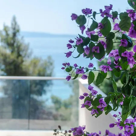 Tolles Haus In Okrug Gornji Mit Eigenem Balkon Casa vacanze Traù