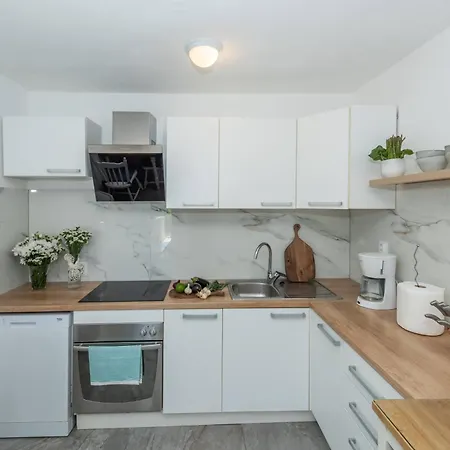 Prázdninový dům Tolles Haus In Okrug Gornji Mit Eigenem Balkon Trogir
