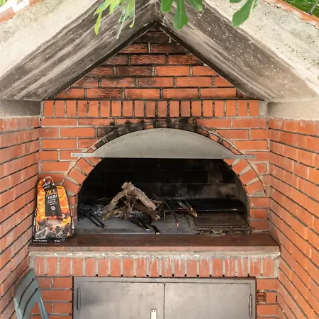 Prázdninový dům Tolles Haus In Okrug Gornji Mit Eigenem Balkon